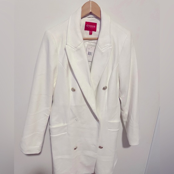 Guess white coat women’s large fur trim collar - Picture 2 of 7